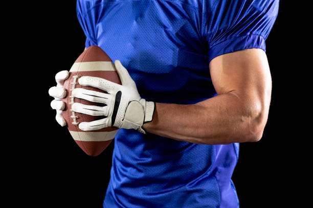 How to choose the right football gloves